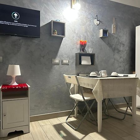 Vico21 Guest House نابولي المظهر الخارجي الصورة