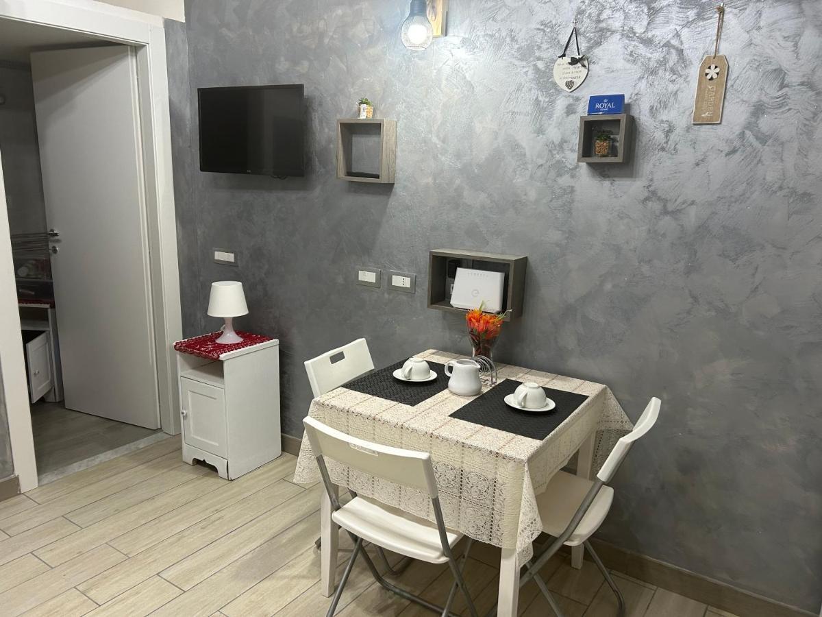 Vico21 Guest House نابولي المظهر الخارجي الصورة