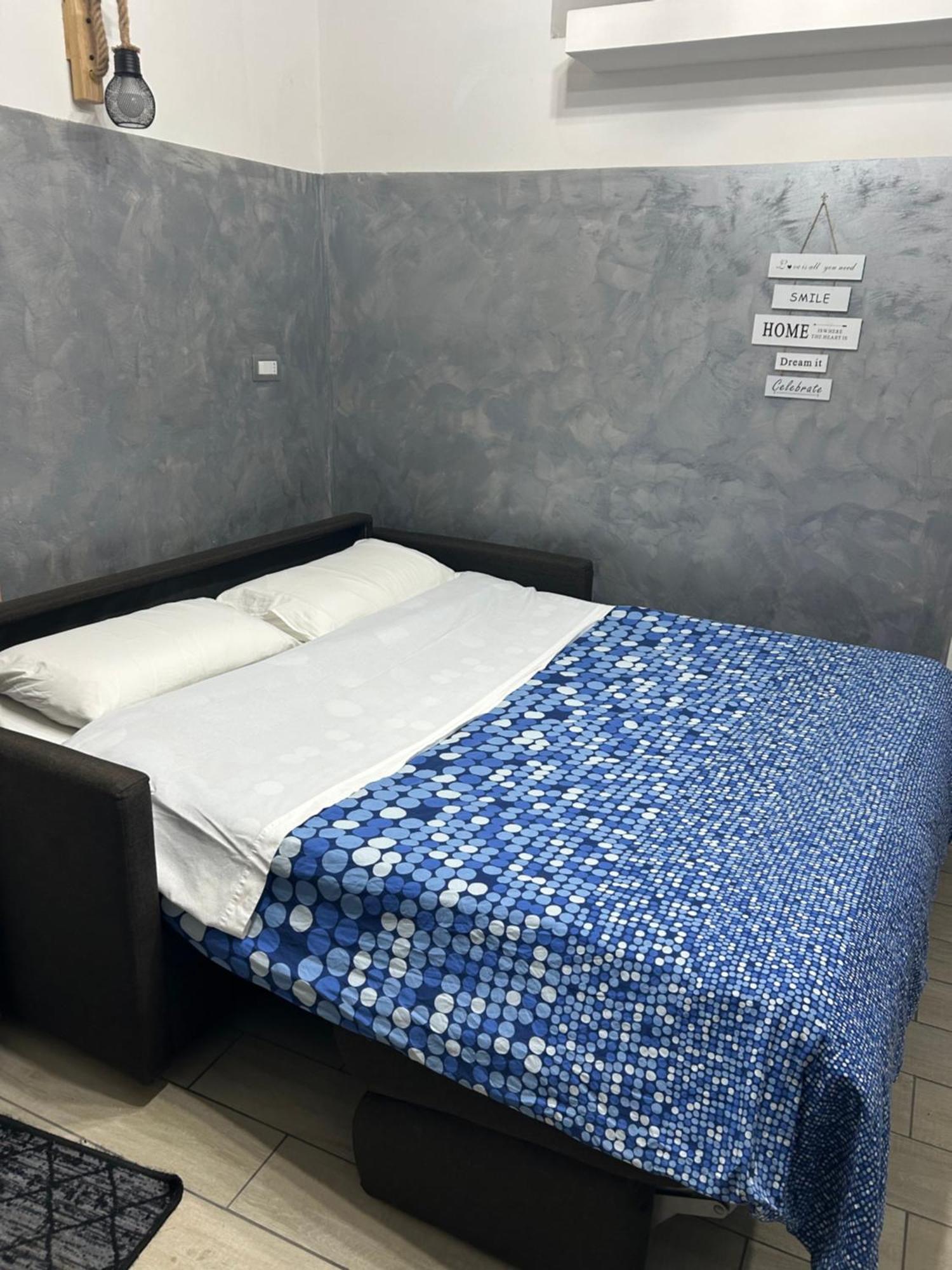 Vico21 Guest House نابولي المظهر الخارجي الصورة